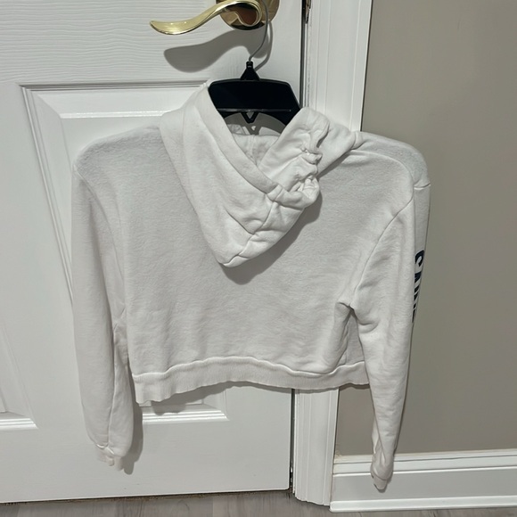 Brandy Melville Cropped sweatshirt - Picture 4 of 5